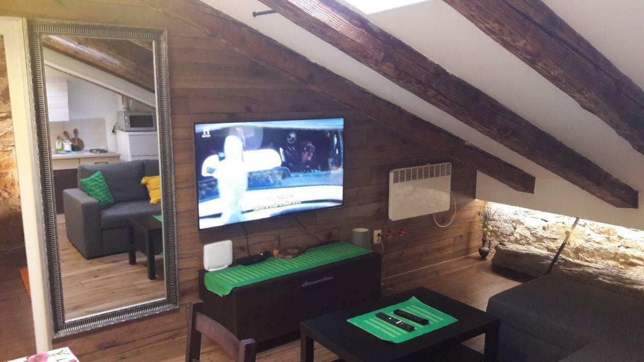 Lukadora Apartment Pula